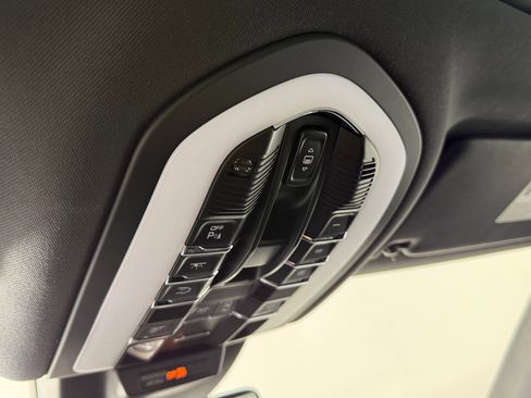 New 2025 Porsche Macan Turbo image 24