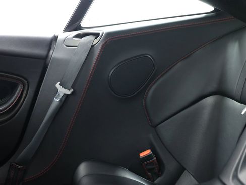 Used 2018 Aston Martin DB11 V12 image 45