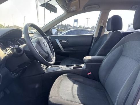 Used 2013 Nissan Rogue S AWD/4WD image 12