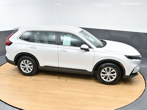 Used 2024 Honda CR-V LX image 8