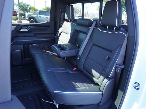 New 2026 GMC Sierra 1500 AT4X image 10