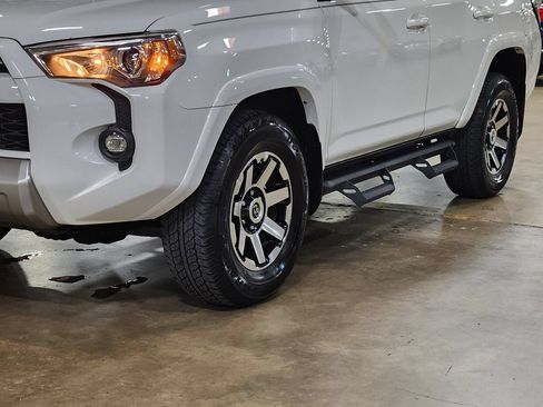 Used 2021 Toyota 4Runner TRD Off-Road Premium AWD/4WD image 16