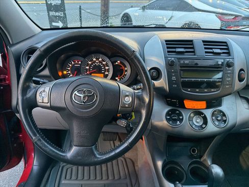 Used 2007 Toyota RAV4 Limited image 27