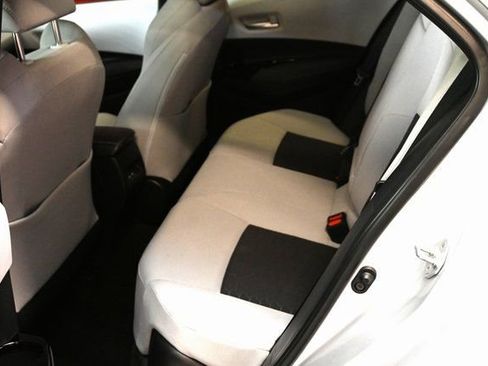 Certified 2023 Toyota Corolla SE image 4