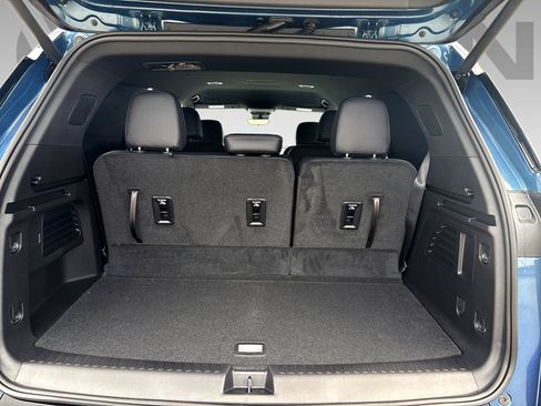 New 2026 Chevrolet Traverse LT w/ Driver Confidence Package FWD image 23