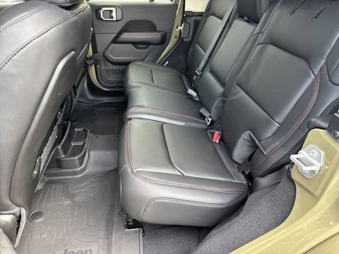 New 2026 Jeep Wrangler Unlimited Rubicon AWD/4WD image 18