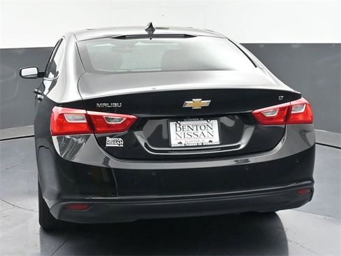 Used 2024 Chevrolet Malibu LT image 40