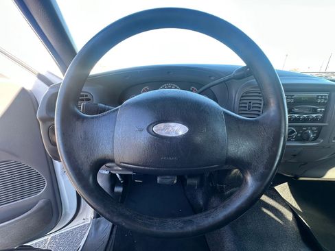 Used 2003 Ford F150 XL image 19