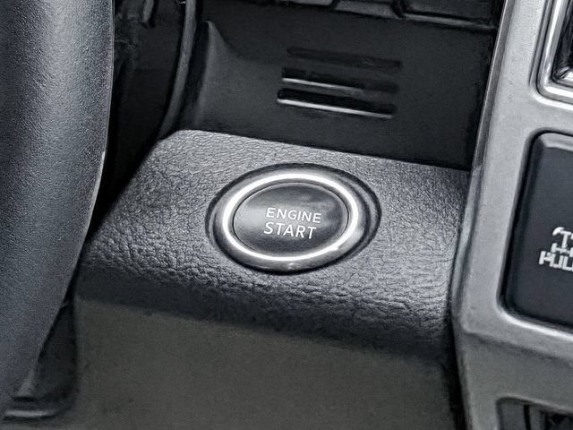 Used 2019 Ford F250 Lariat w/ Lariat Ultimate Package AWD/4WD image 18