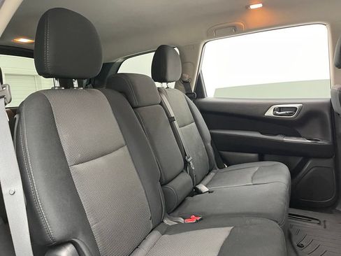 Used 2017 Nissan Pathfinder SV AWD/4WD image 33