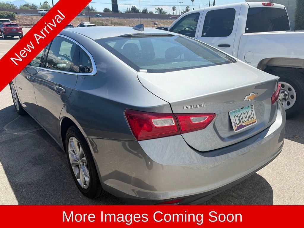 Used 2023 Chevrolet Malibu LT FWD image 4