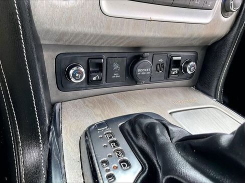 Used 2019 INFINITI QX80 Limited w/ All-Season Package AWD/4WD image 28