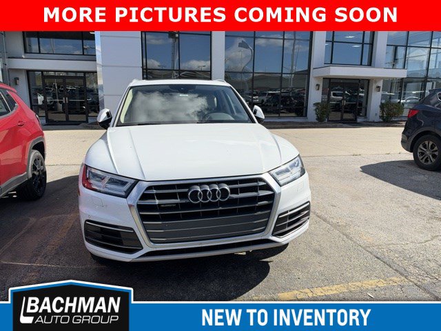 Used 2018 Audi Q5 2.0T Premium Plus w/ Premium Plus Package AWD/4WD image 3