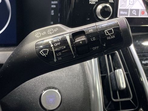 Used 2023 Kia Sorento SX image 35
