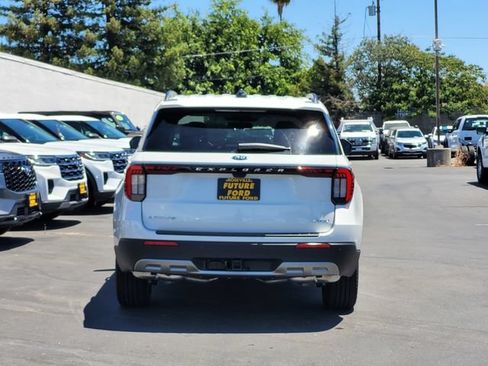 New 2026 Ford Explorer Active AWD/4WD image 5