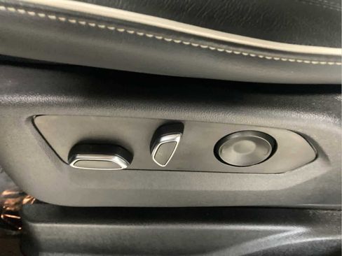 Used 2022 Cadillac Escalade ESV Sport w/ Touring Package image 26