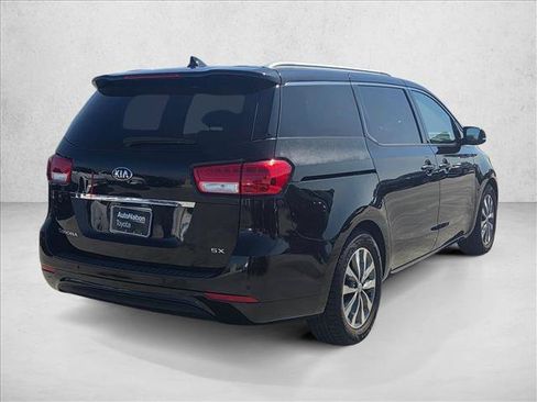 Used 2017 Kia Sedona SX FWD image 6