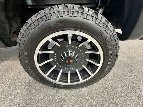 Used 2019 Ford F150 Lariat w/ Equipment Group 502A Luxury image 19