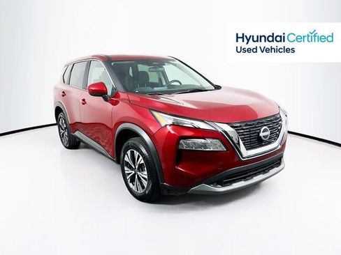 Used 2023 Nissan Rogue SV image 1