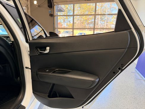 Used 2019 Kia Optima EX image 24