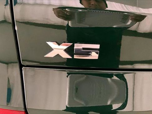 Certified 2024 BMW X5 M60i image 7