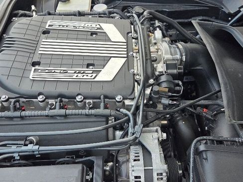 Used 2015 Chevrolet Corvette Z06 w/ 3LZ Preferred Equipment Group image 37