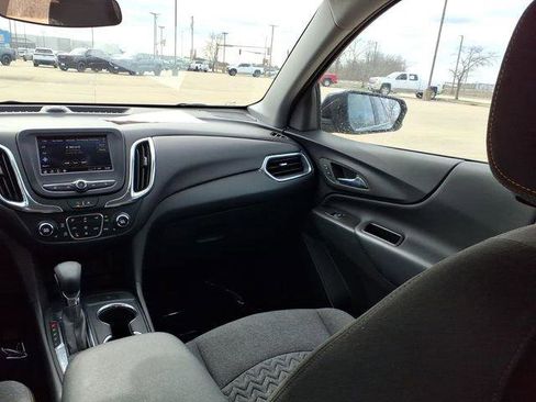 Used 2024 Chevrolet Equinox LT image 5