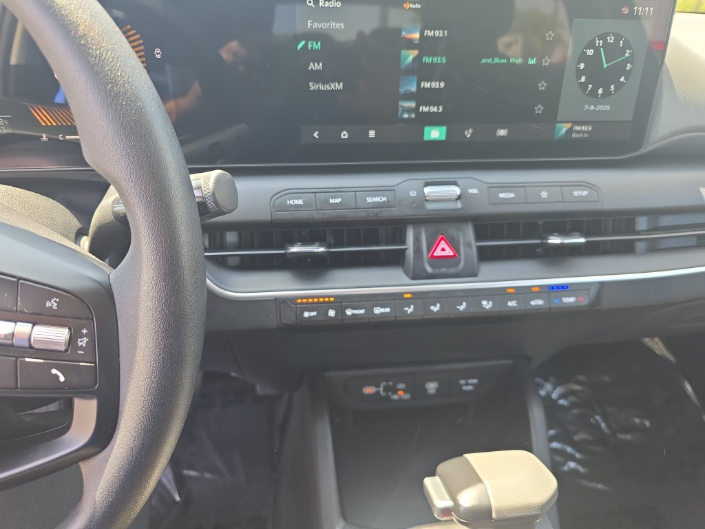 Used 2025 Kia K4 FWD image 12