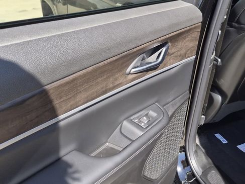 New 2026 Jeep Grand Cherokee L 2WD image 14