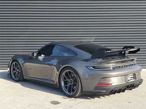 Used 2022 Porsche 911 GT3 image 3