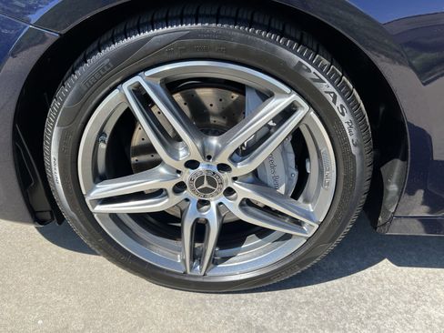 Used 2019 Mercedes-Benz E 300 image 13