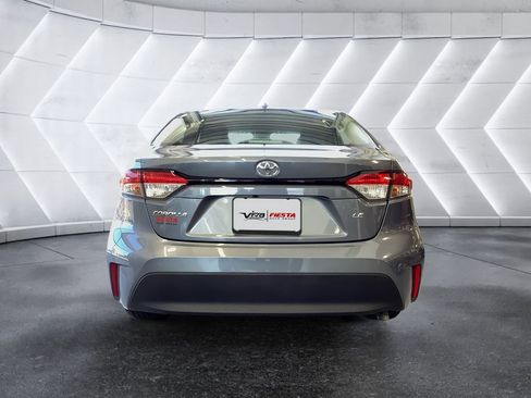 Used 2024 Toyota Corolla LE image 5