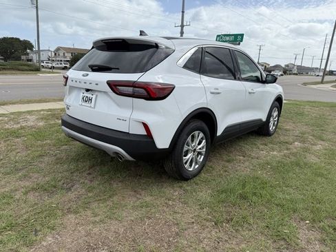 Used 2024 Ford Escape Active image 7