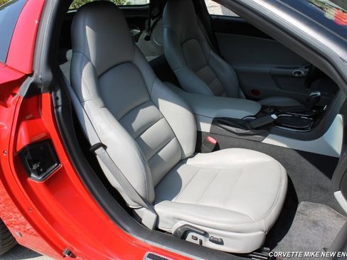 Used 2008 Chevrolet Corvette Coupe w/ Preferred Equipment Group image 36