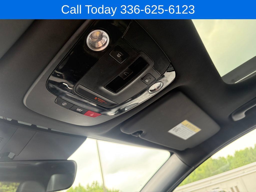 Used 2023 Kia Sportage X-Line w/ X-Line Premium Package AWD/4WD image 20