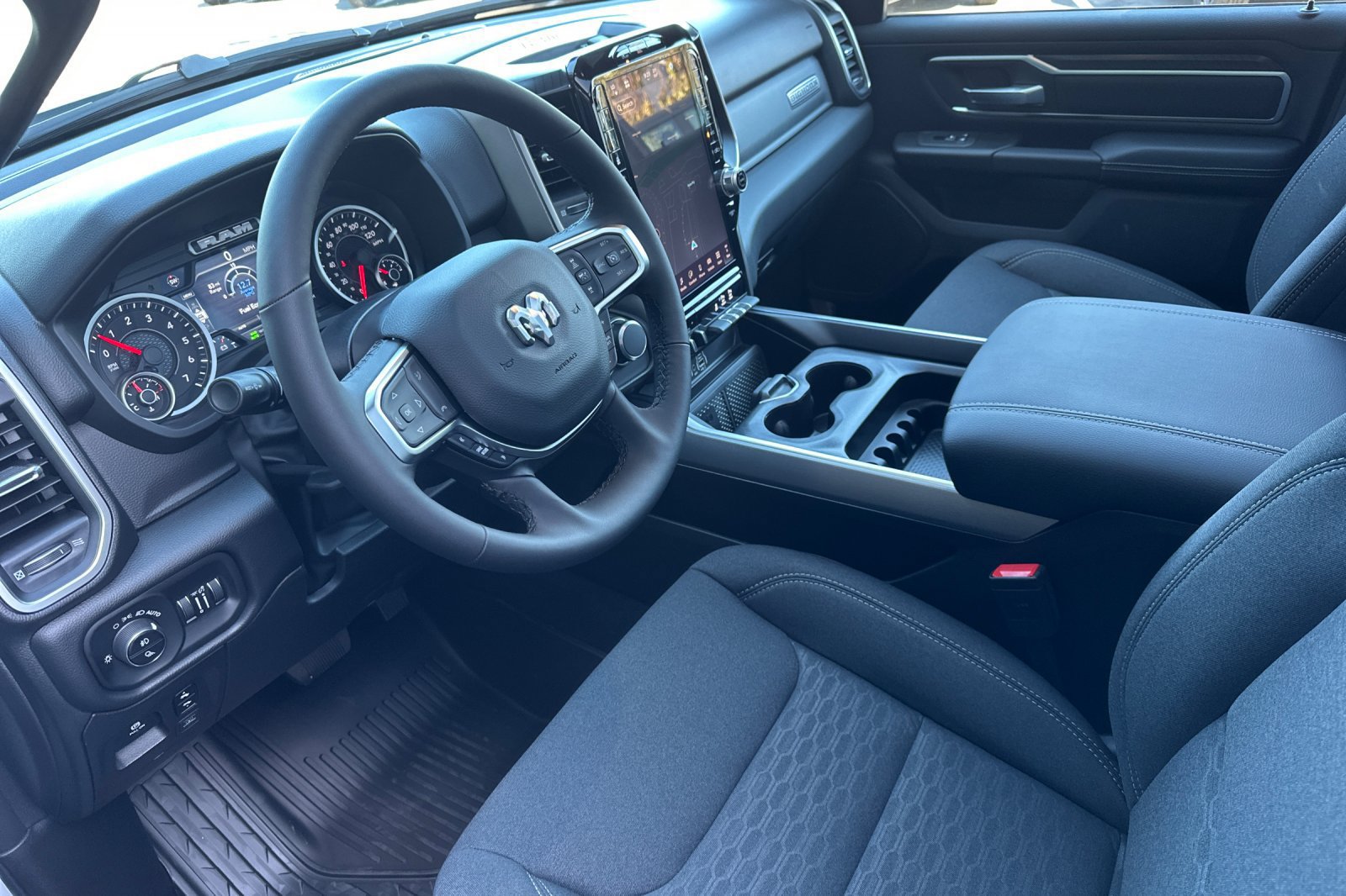 New 2026 RAM 1500 Big Horn AWD/4WD image 10