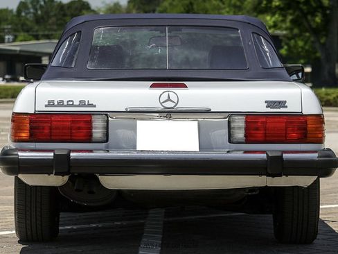 Used 1988 Mercedes-Benz 560 SL image 17