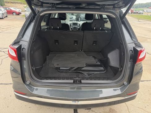 Used 2019 Chevrolet Equinox LT image 9