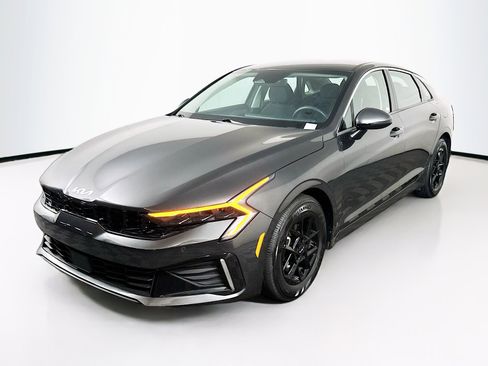 Used 2025 Kia K5 LXS image 3