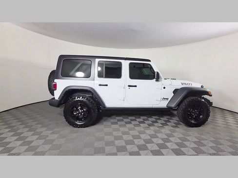 Used 2025 Jeep Wrangler Unlimited Sport AWD/4WD image 35