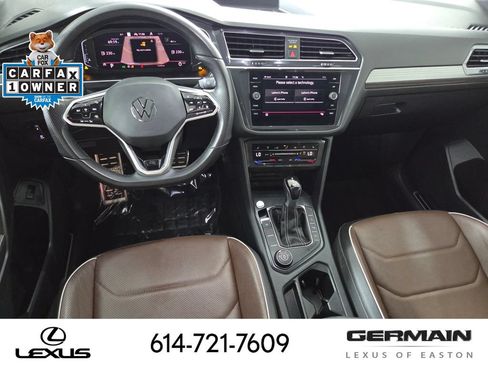 Used 2022 Volkswagen Tiguan SEL R-Line AWD/4WD image 17