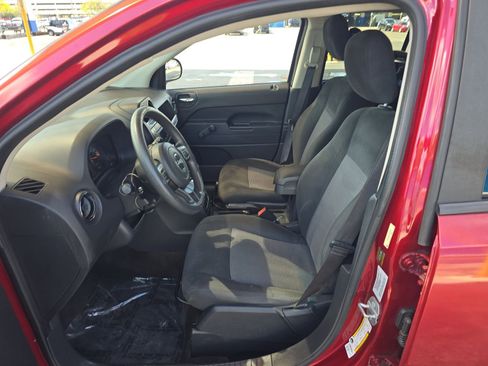 Used 2016 Jeep Compass Sport FWD image 8