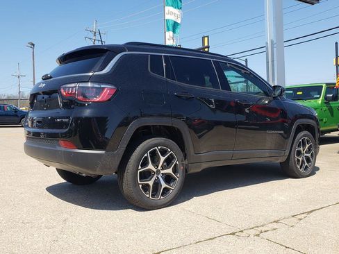 New 2026 Jeep Compass Limited AWD/4WD image 3