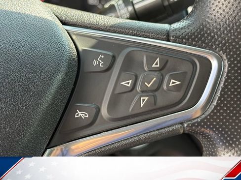 Used 2019 Chevrolet Equinox LT FWD image 17