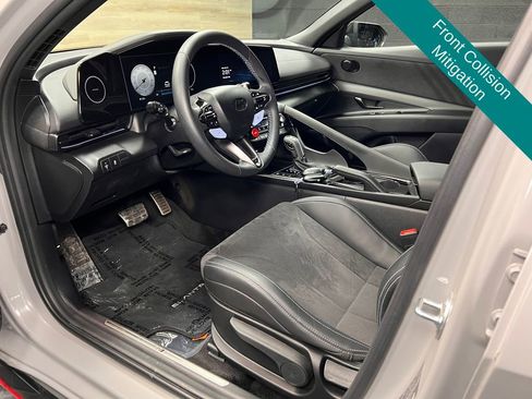 Used 2024 Hyundai Elantra N Base image 3