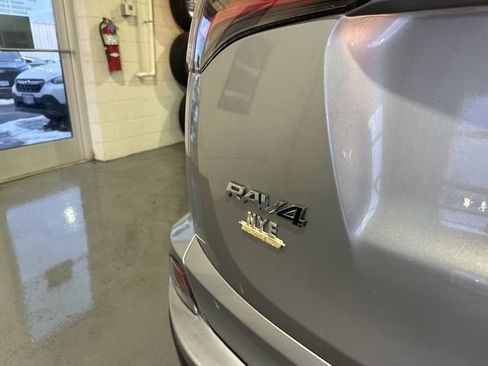 Used 2017 Toyota RAV4 Limited w/ All Weather Liner Package image 20