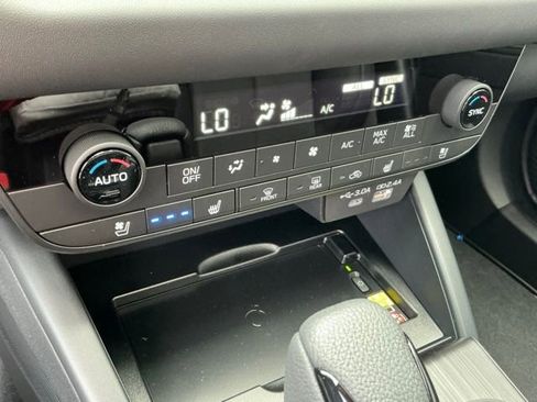 New 2026 Subaru Outback Touring AWD/4WD image 22
