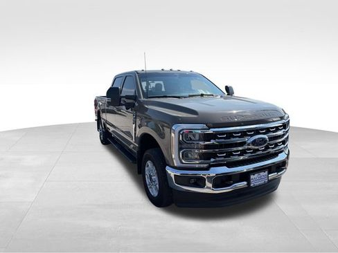 Used 2026 Ford F350 XLT w/ XLT Premium Package AWD/4WD image 37