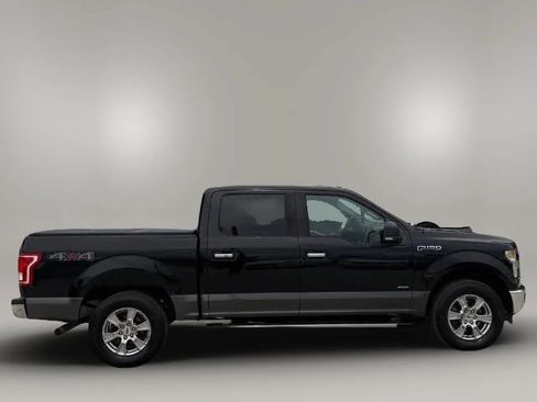 Used 2017 Ford F150 XLT w/ Equipment Group 302A Luxury AWD/4WD image 10