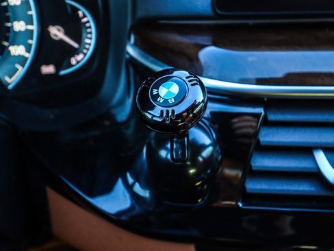 Used 2018 BMW 530e xDrive 530e xDrive iPerformance image 10